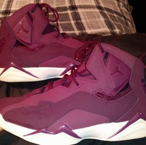 Jordan True Flight Burgundy